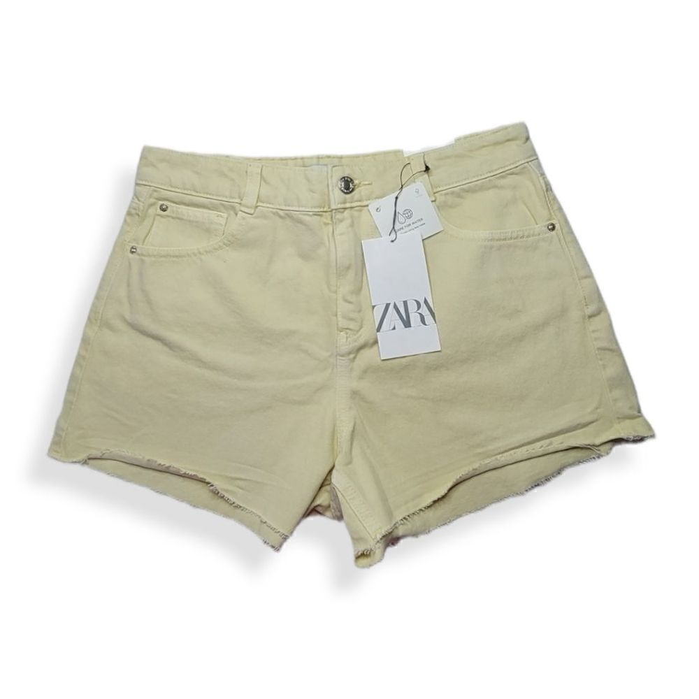Zara Yellow cut off Shorts Size 4